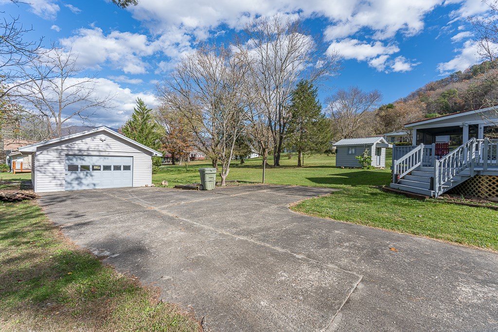 45 Boyd Street Property Photo 29