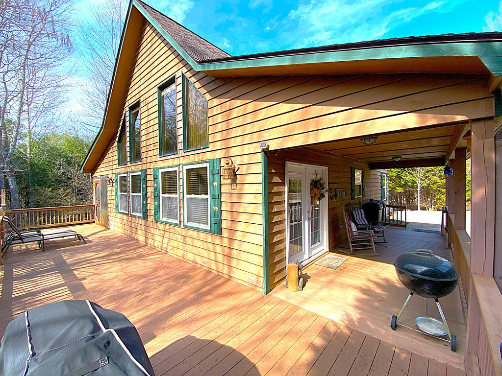 Avril Cook Real Estate Listings Main Image