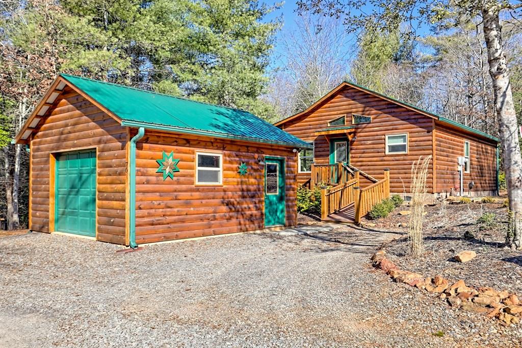 Martins Creek Elem Real Estate Listings Main Image