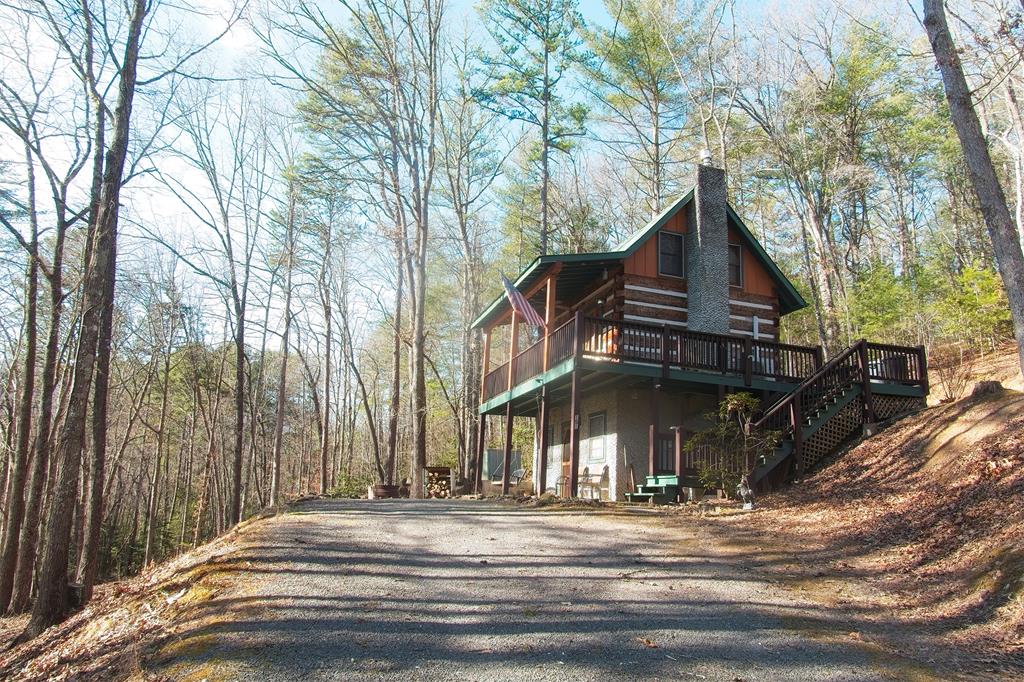 151 Pinewood Dr Property Photo
