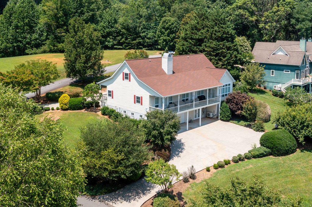 18 Foxfire Court Property Photo 4