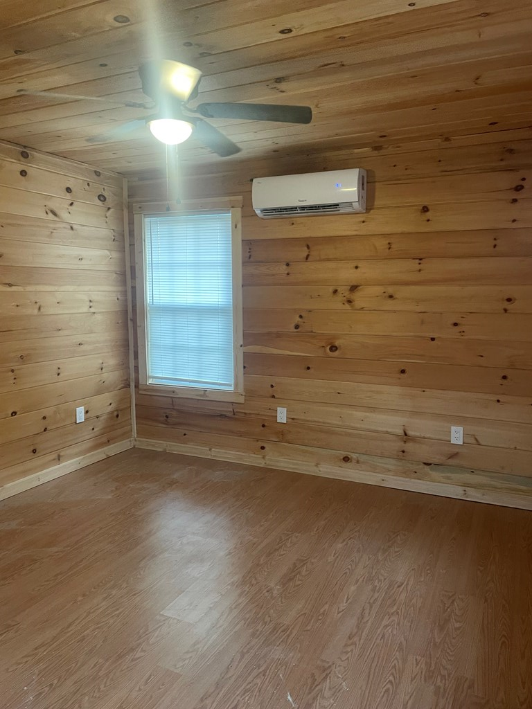 210 Doston Rd Property Photo 6
