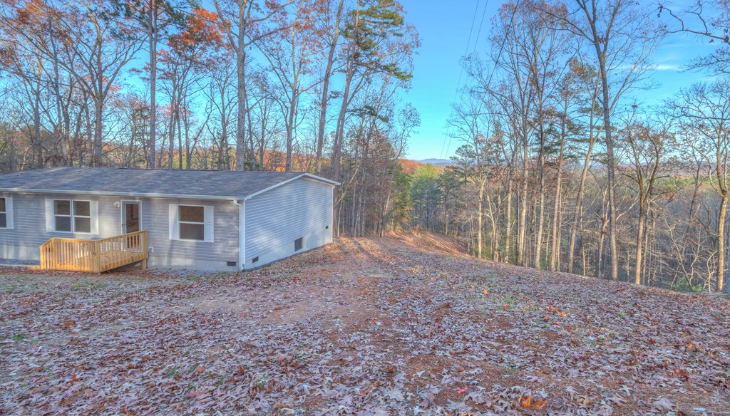 179 Fawn Ln Property Photo 7