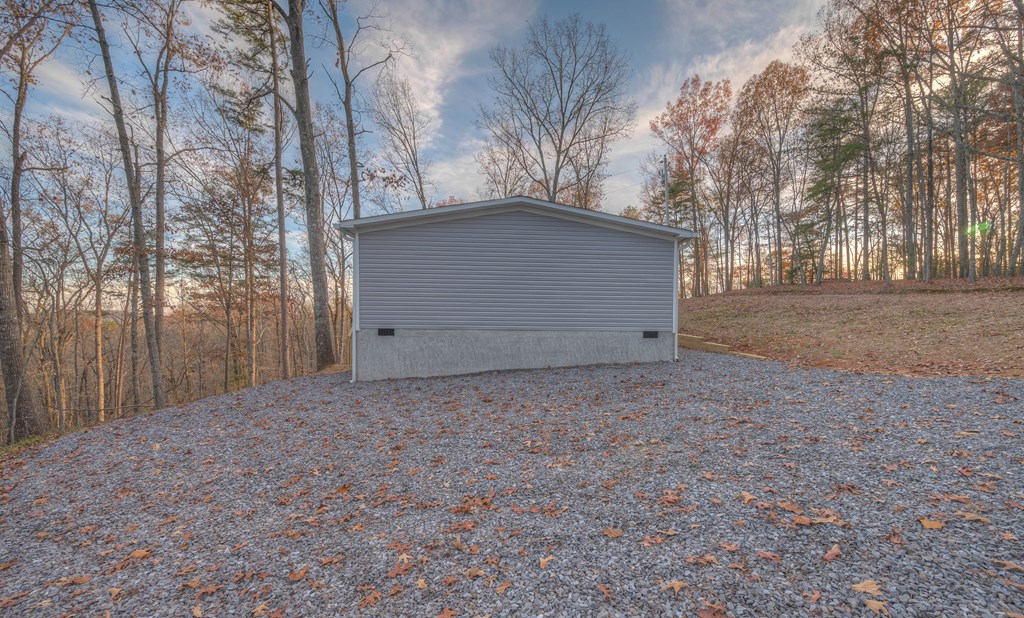 179 Fawn Ln Property Photo 9