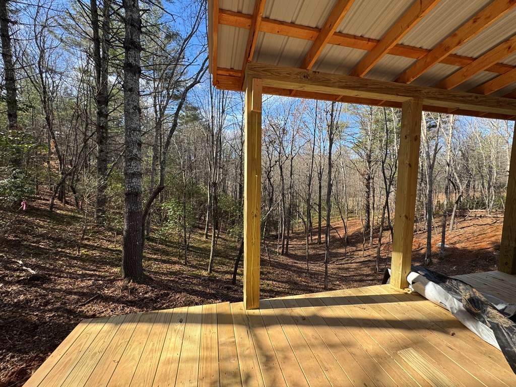 393 Martins Creek Ridge Rd Property Photo 6