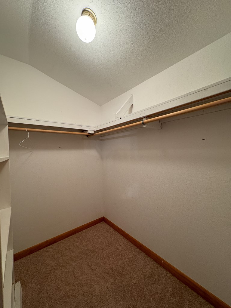 425 Boyd Ridge Drive Property Photo 6