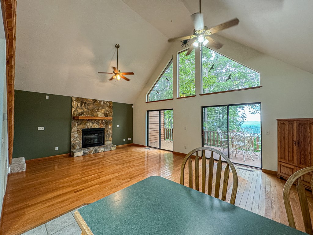 425 Boyd Ridge Drive Property Photo 10