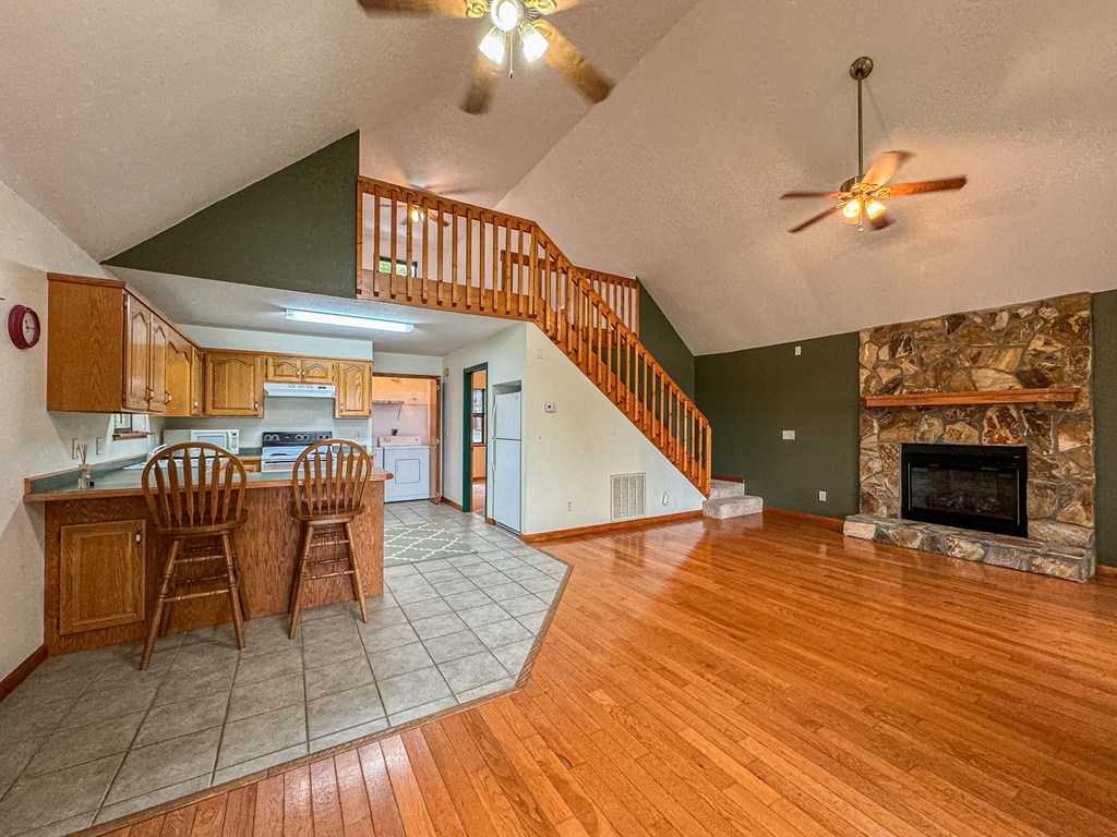 425 Boyd Ridge Drive Property Photo 11