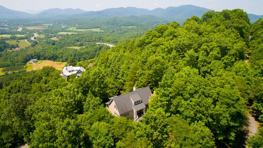 1292 Harris Ridge Road Property Photo 2