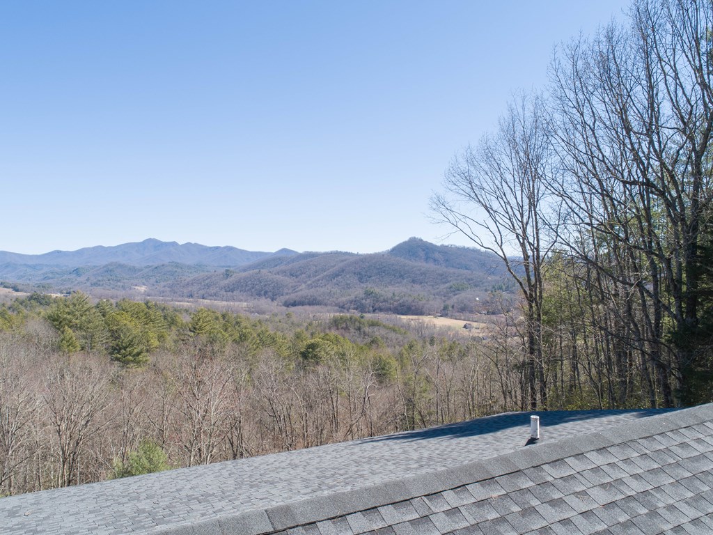 608 Caesars Cove Dr Property Photo 5