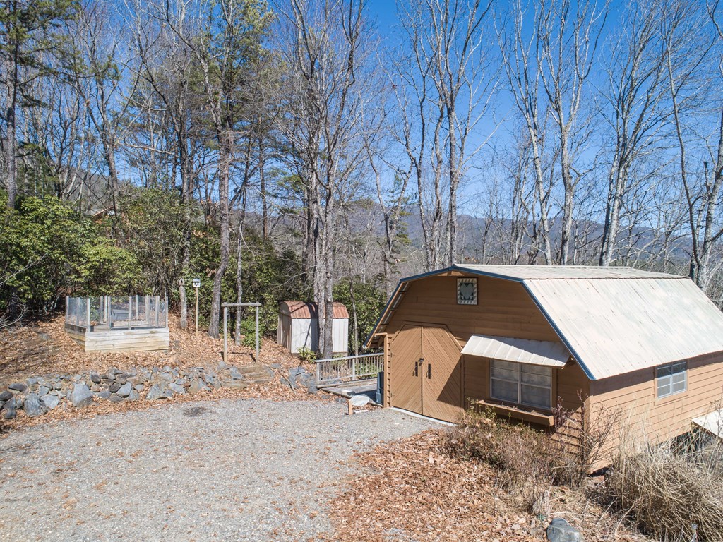 608 Caesars Cove Dr Property Photo 10