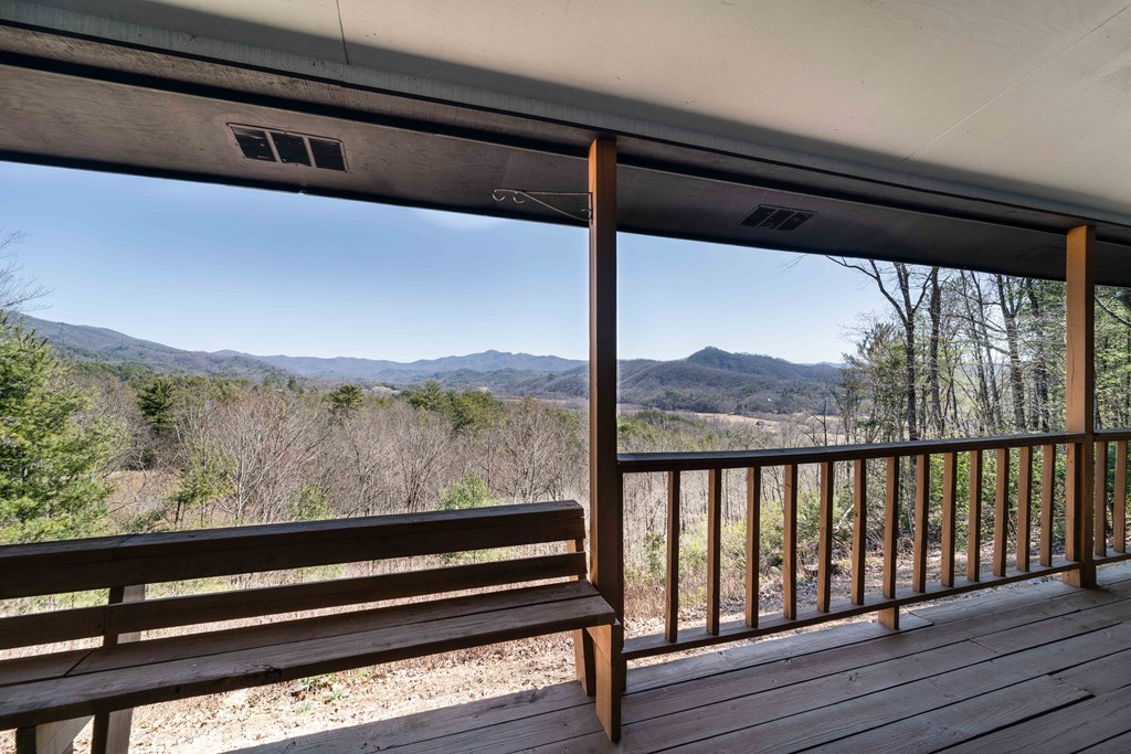 608 Caesars Cove Dr Property Photo 14