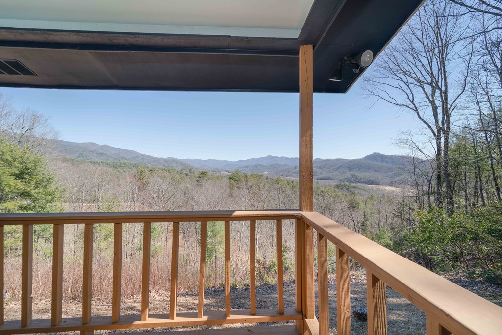 608 Caesars Cove Dr Property Photo 15