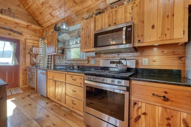 271 Kates Cove Road Property Photo 11