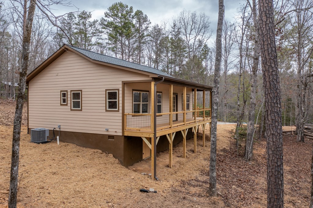 2361 Dickey Rd. Property Photo 2