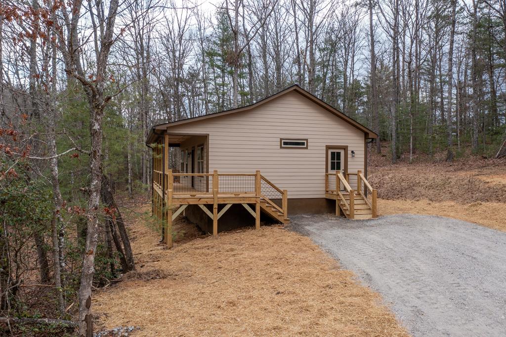 2361 Dickey Rd. Property Photo 3