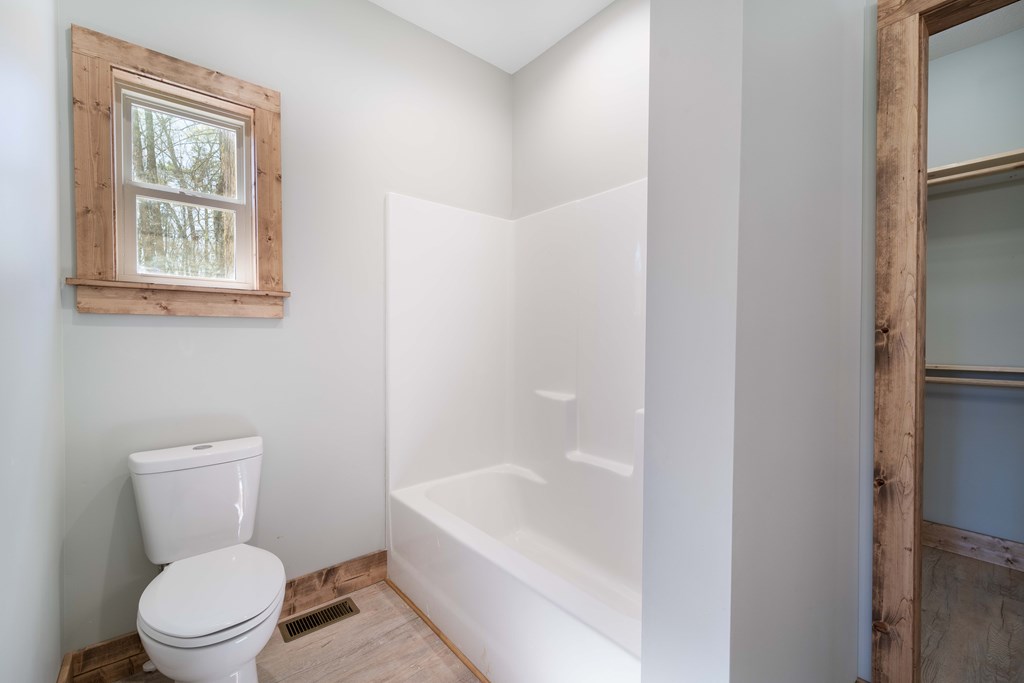 2361 Dickey Rd. Property Photo 15