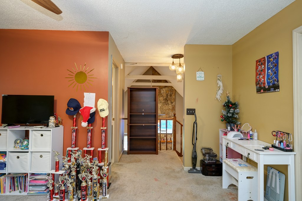 110 Dogwood Estates Property Photo 28