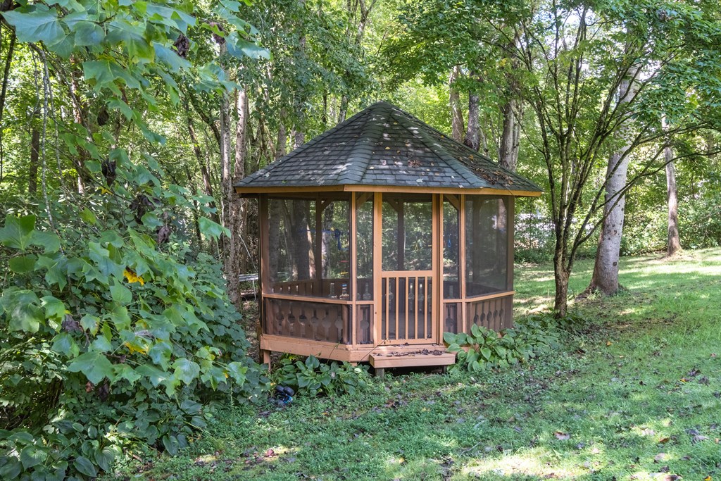 110 Dogwood Estates Property Photo 60