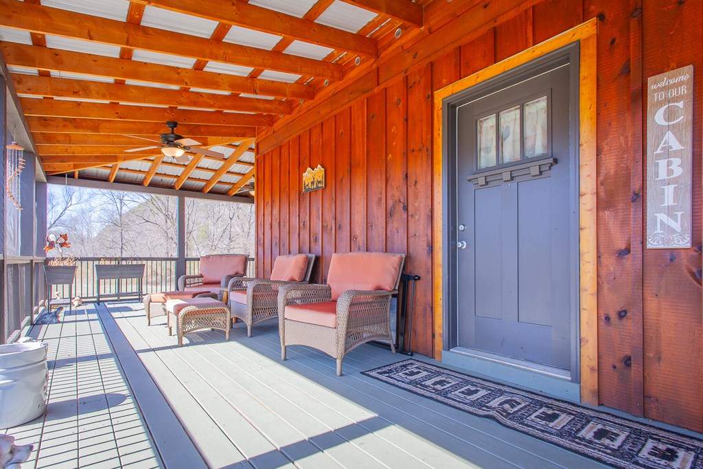 1095 Harshaw Farm Drive Property Photo 17