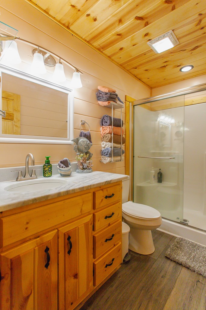 1095 Harshaw Farm Drive Property Photo 43