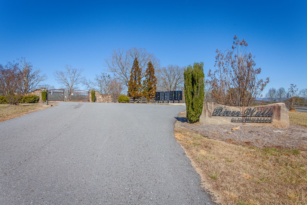 1095 Harshaw Farm Drive Property Photo 67