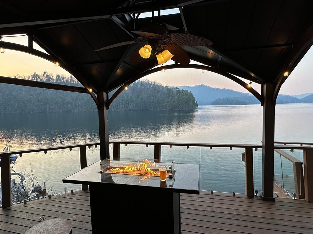 140 Thunder Island Property Photo 2