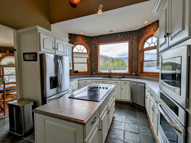 140 Thunder Island Property Photo 10