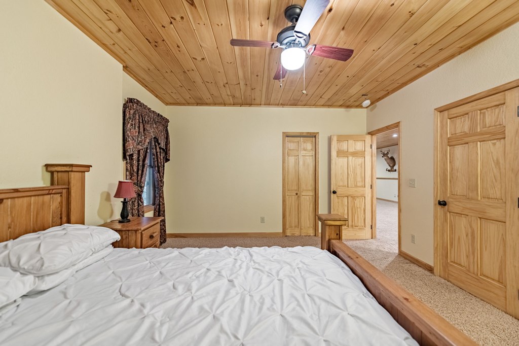 235 Oak Ridge Estates Property Photo 54