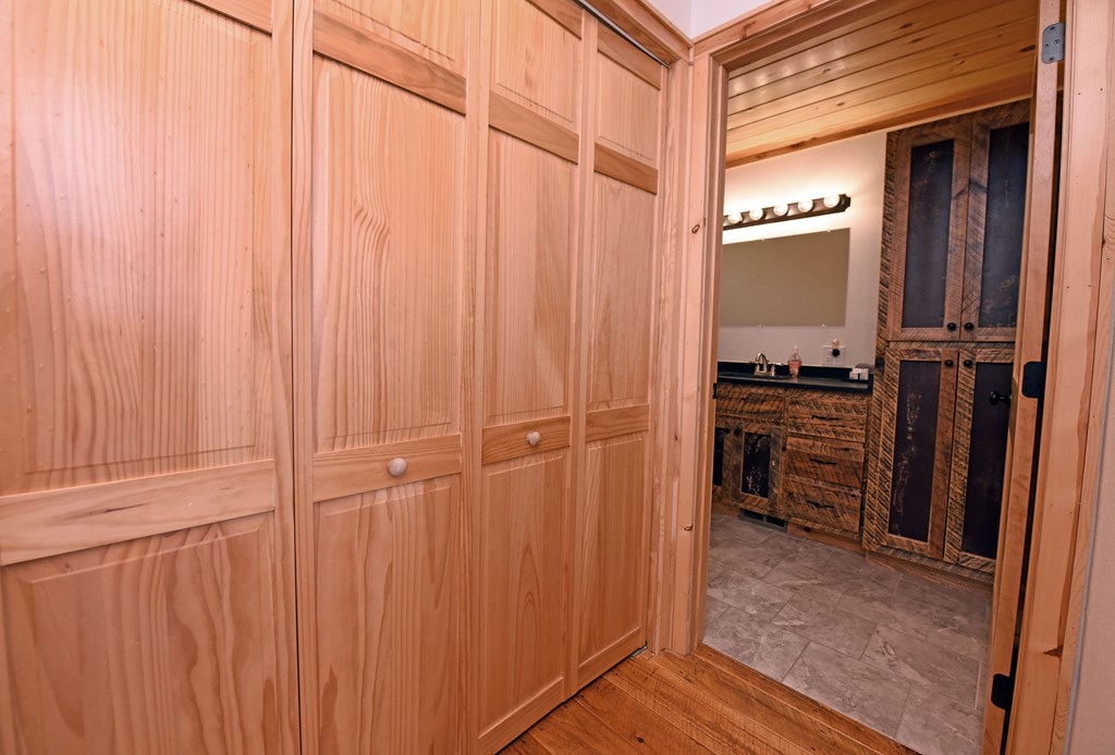336 Huntington Circle Property Photo 32