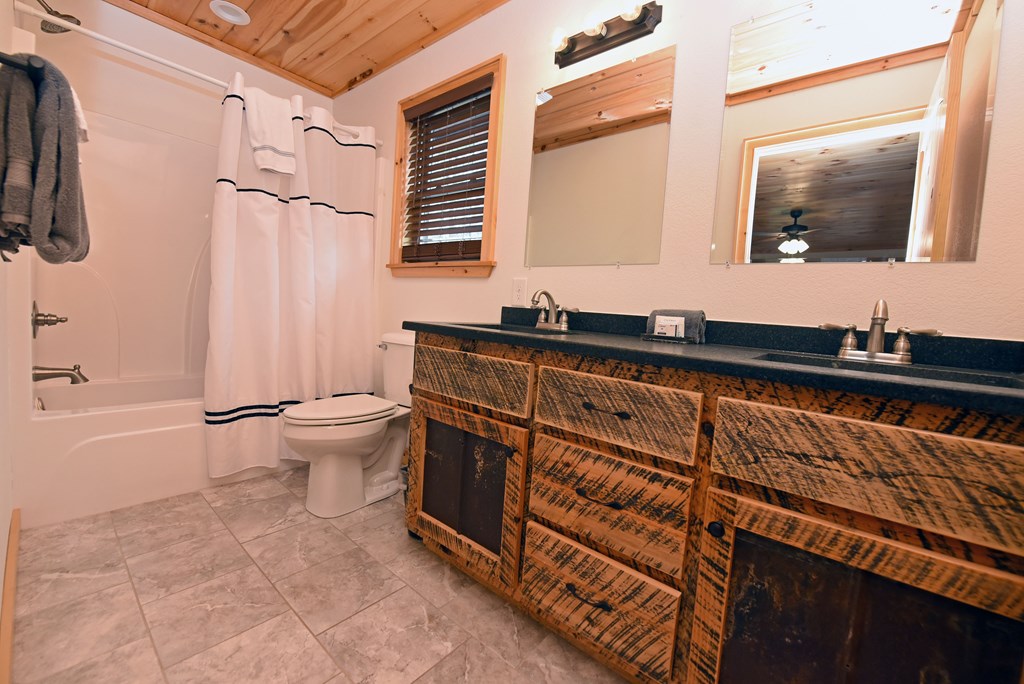 336 Huntington Circle Property Photo 42