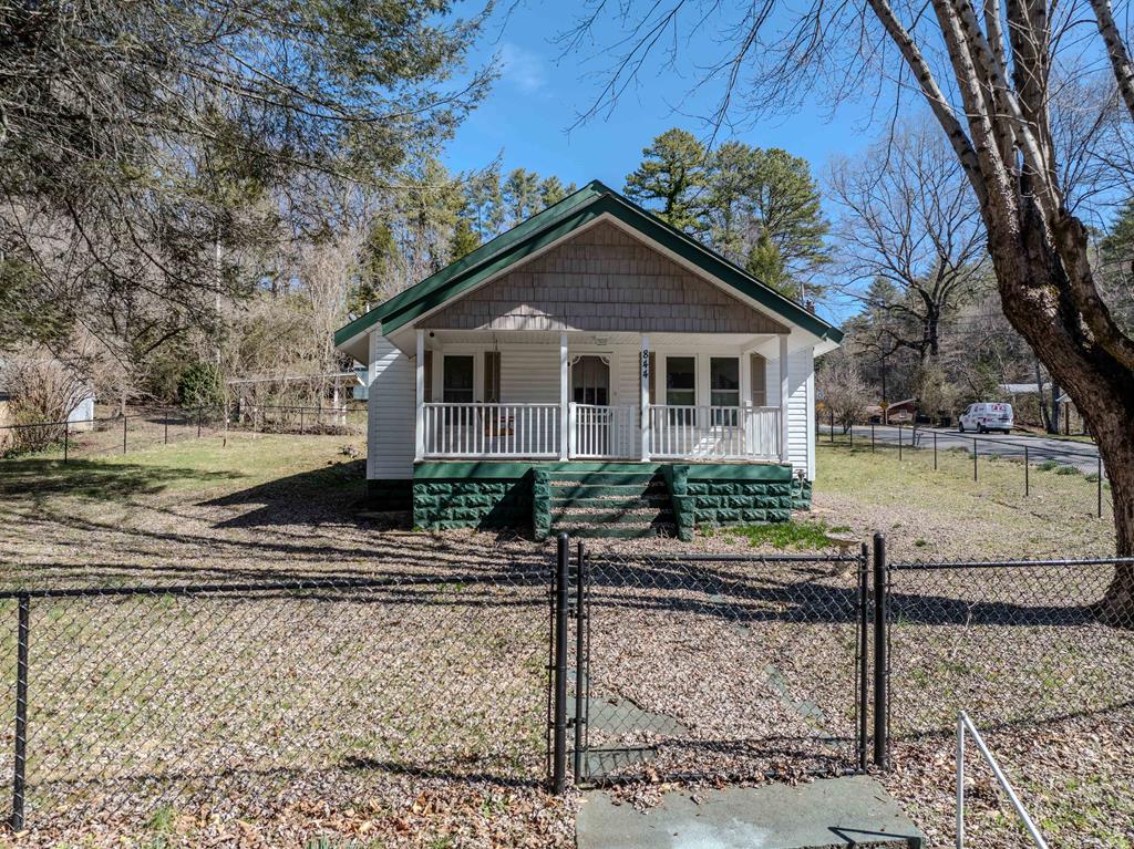 844 Connahetta St Property Photo 1