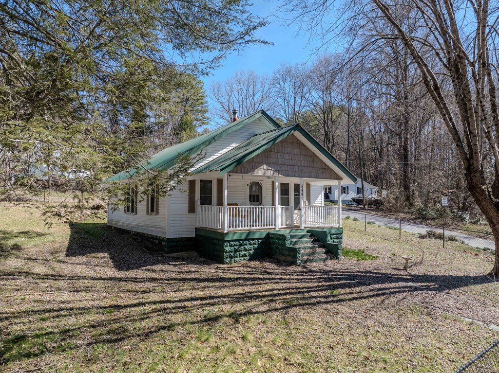 844 Connahetta St Property Photo 2