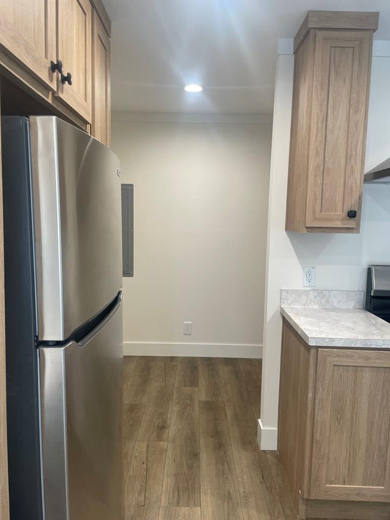 184 Loganberry Ln Property Photo 8