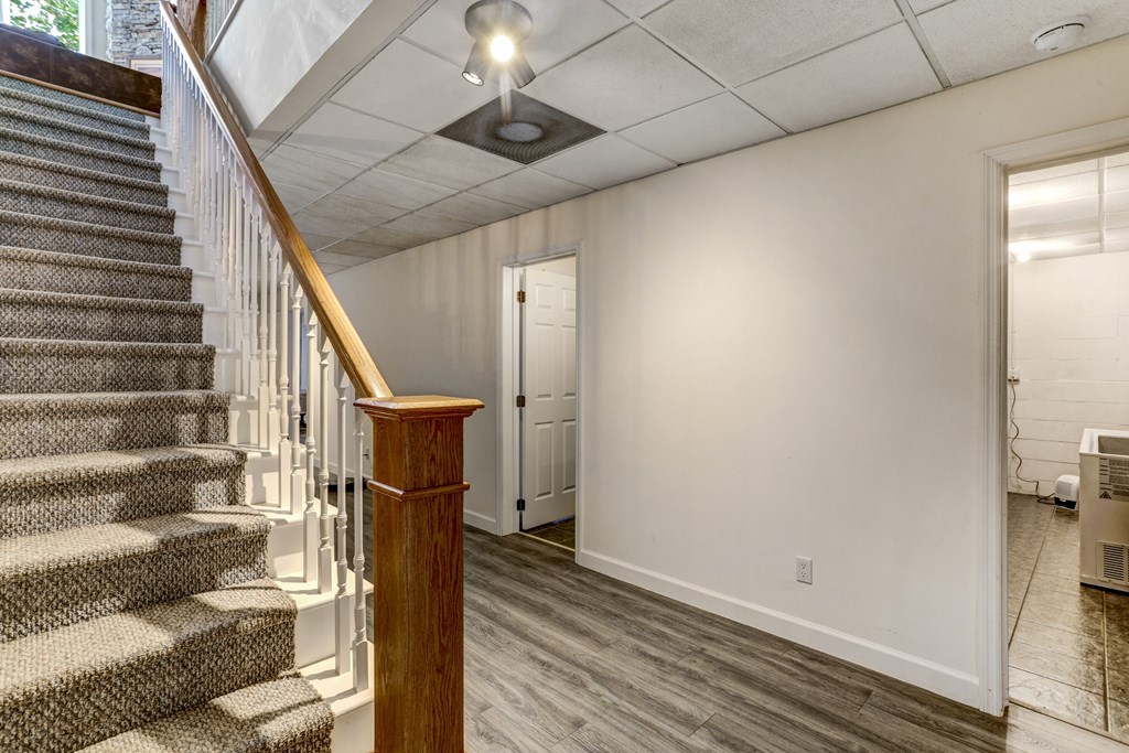 5981 Candy Mountain Road Property Photo 14