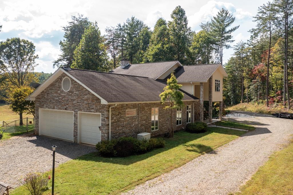 5981 Candy Mountain Road Property Photo 39