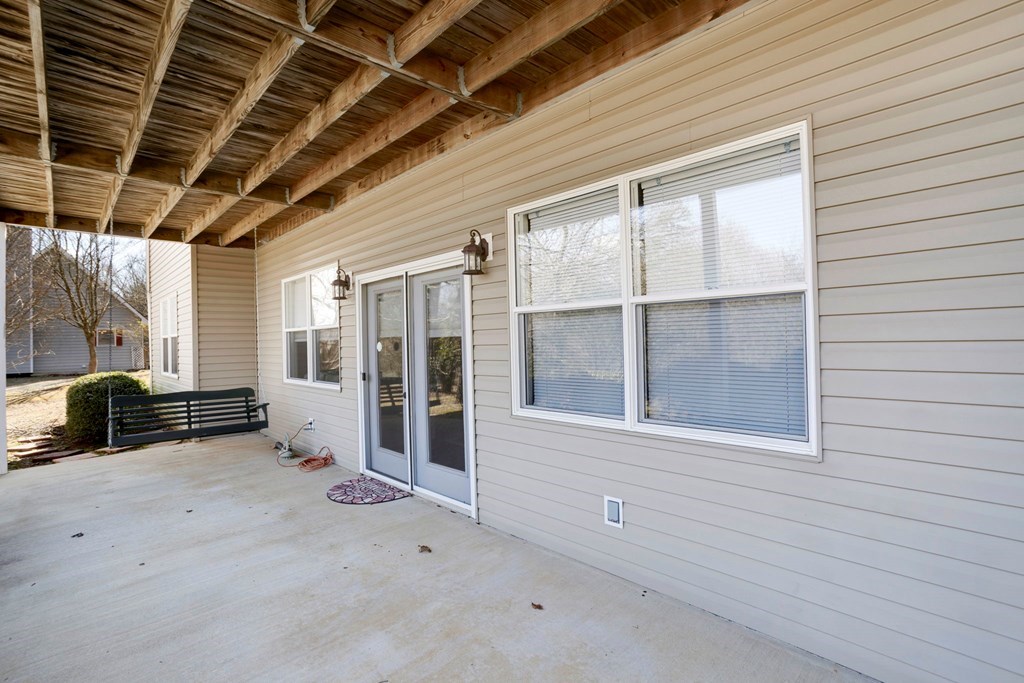 2097 Woodlake Lane Property Photo 27
