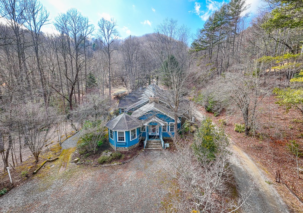 1283 Blue Boar Road Property Photo 2