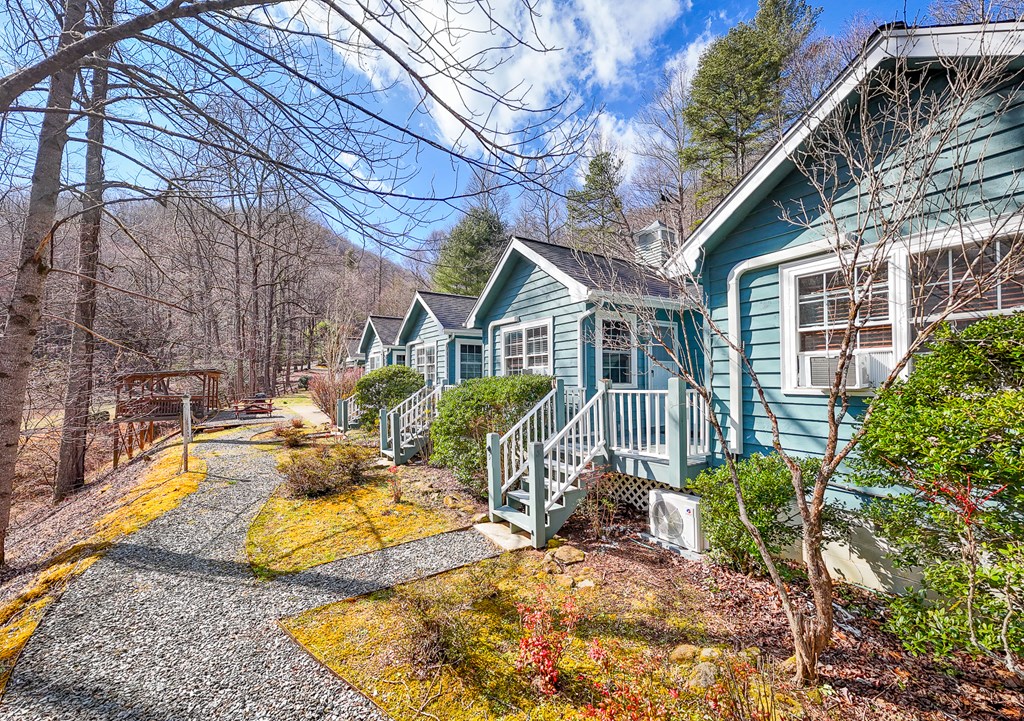 1283 Blue Boar Road Property Photo 7