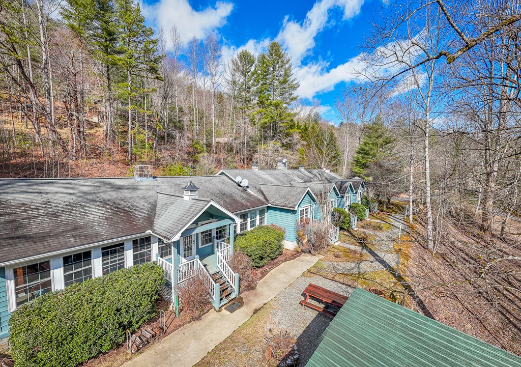 1283 Blue Boar Road Property Photo 8