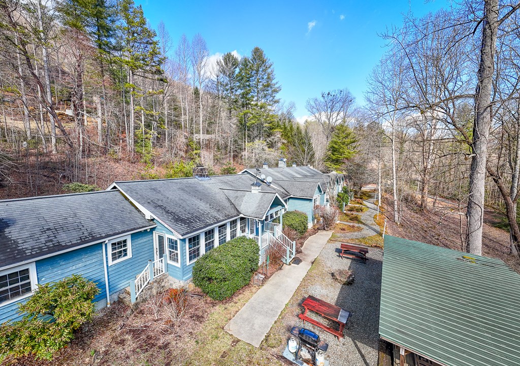 1283 Blue Boar Road Property Photo 11