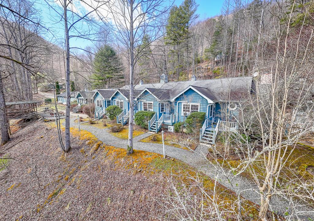 Blue Boar Estates Real Estate Listings Main Image