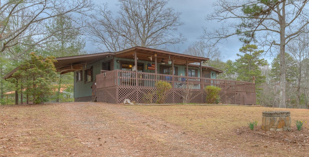 23 Derby Lane Property Photo 9