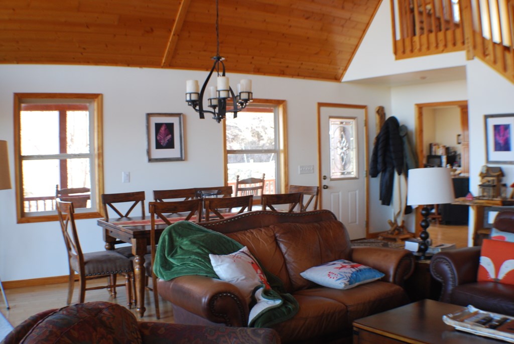 1013 Buck Ridge Drive Property Photo 18