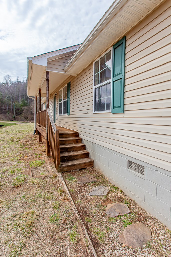 42 Leonard Davis Road Property Photo 39