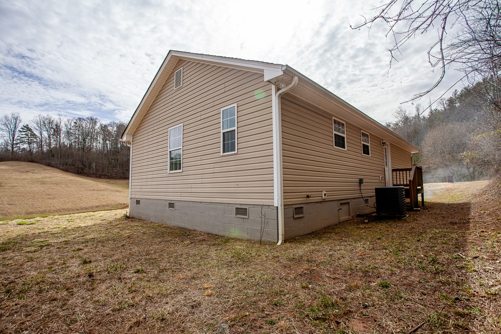 42 Leonard Davis Road Property Photo 40