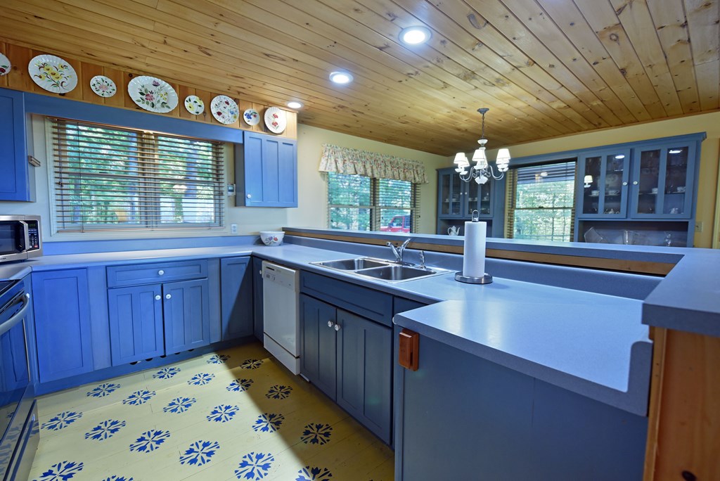 452 Blue Ridge Trails Property Photo 28