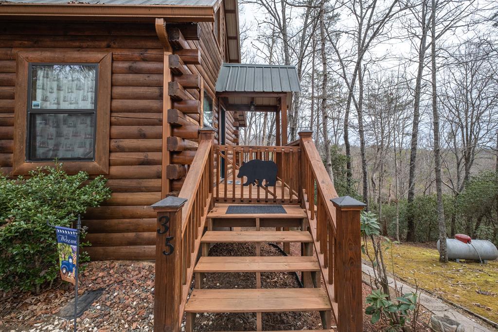 35 Relaxed Path Property Photo 3