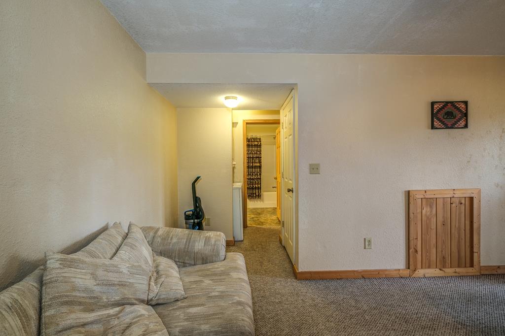 35 Relaxed Path Property Photo 36
