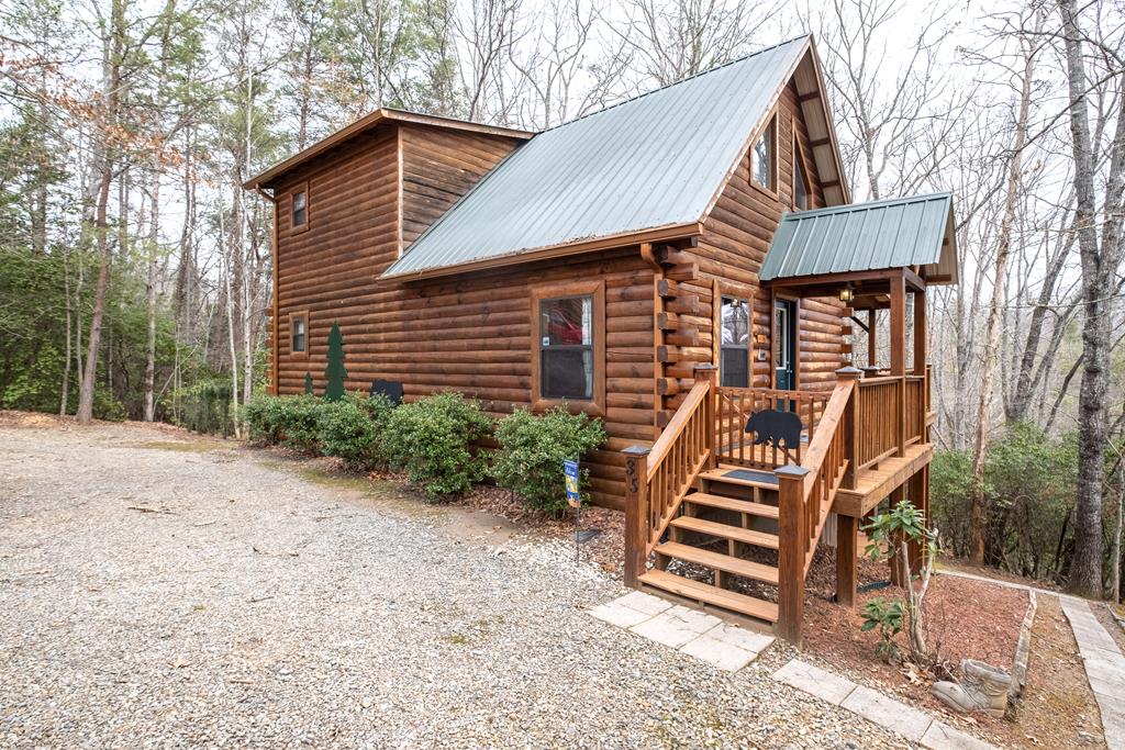 35 Relaxed Path Property Photo 58